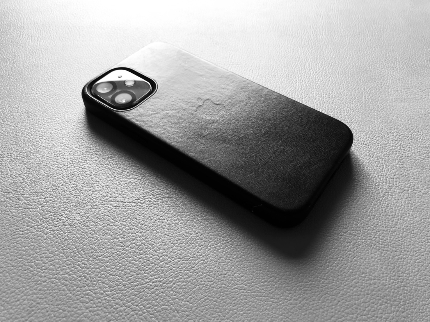 新品】純正 iPhone 12 mini レザーケース・ブラック